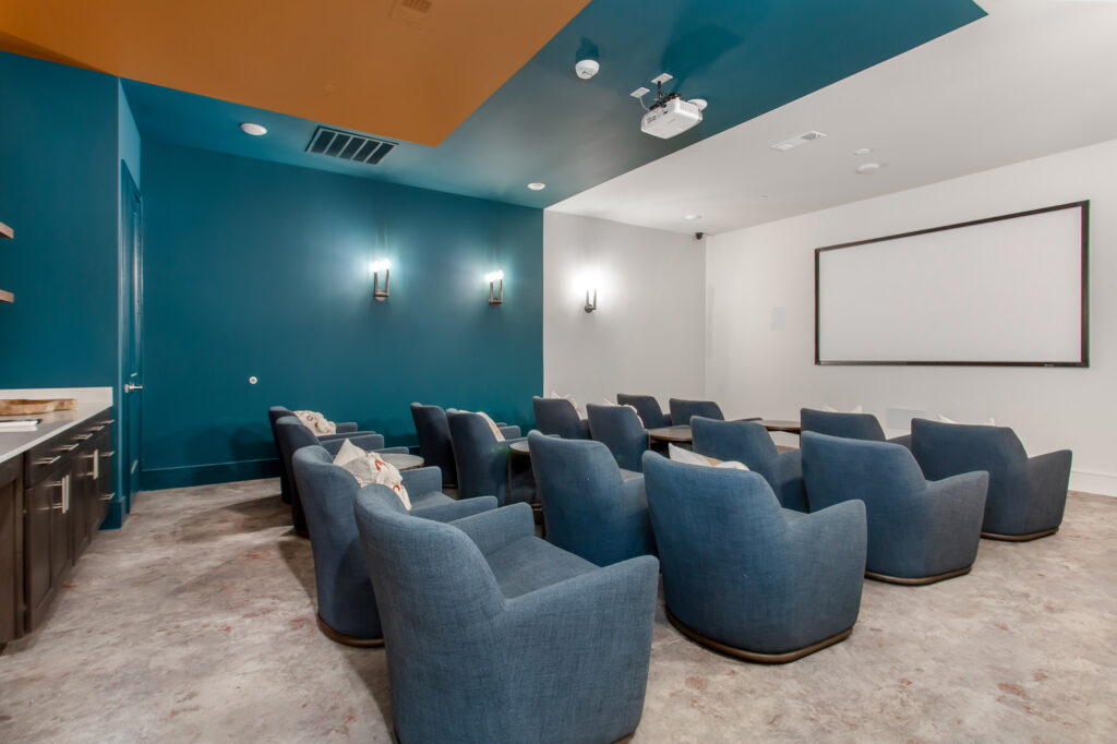 The Luxe at Las Colinas