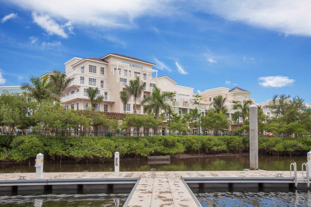 Harbourside Place Lake View